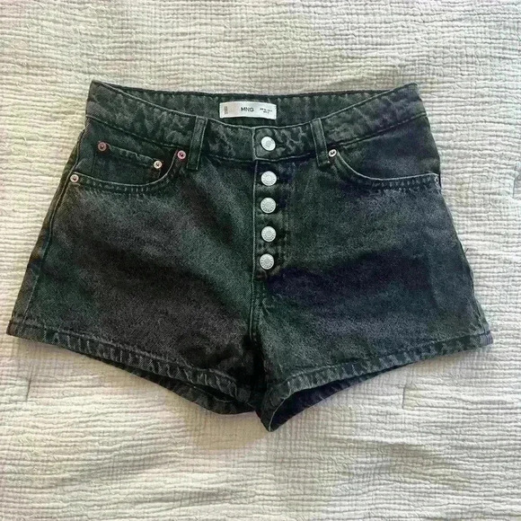Mango Black Denim mini shorts Size 4 (S) - High Waisted - 100% Cotton - Picture 1 of 3